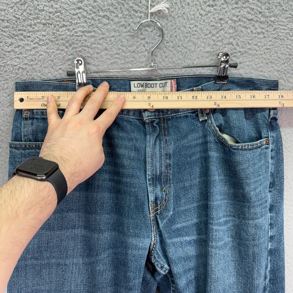 Levis‎ Jeans Mens 36x34 Blue 527 Low Boot Cut Distressed Preppy Classic Y2K